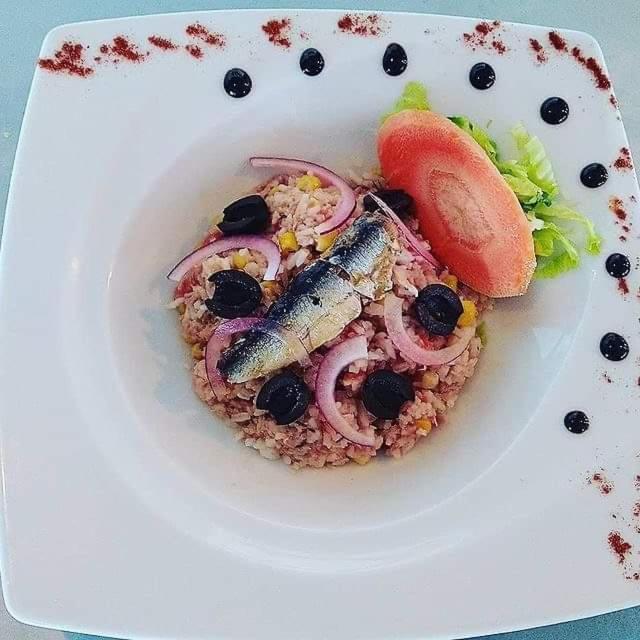 Plouigneau Cozy Hotel Logis Morlaix מראה חיצוני תמונה