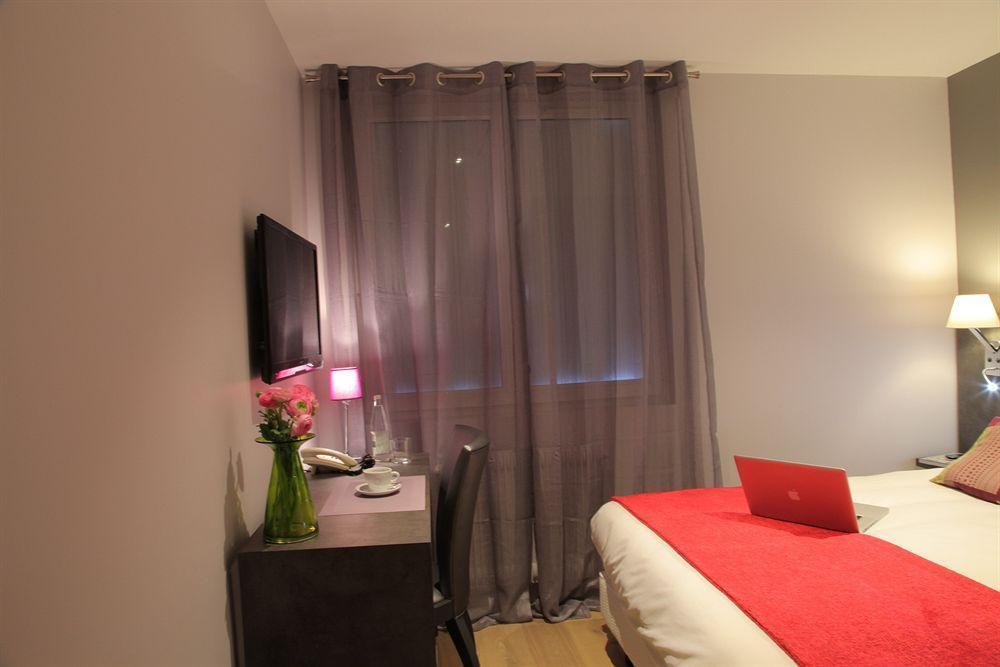 Plouigneau Cozy Hotel Logis Morlaix מראה חיצוני תמונה