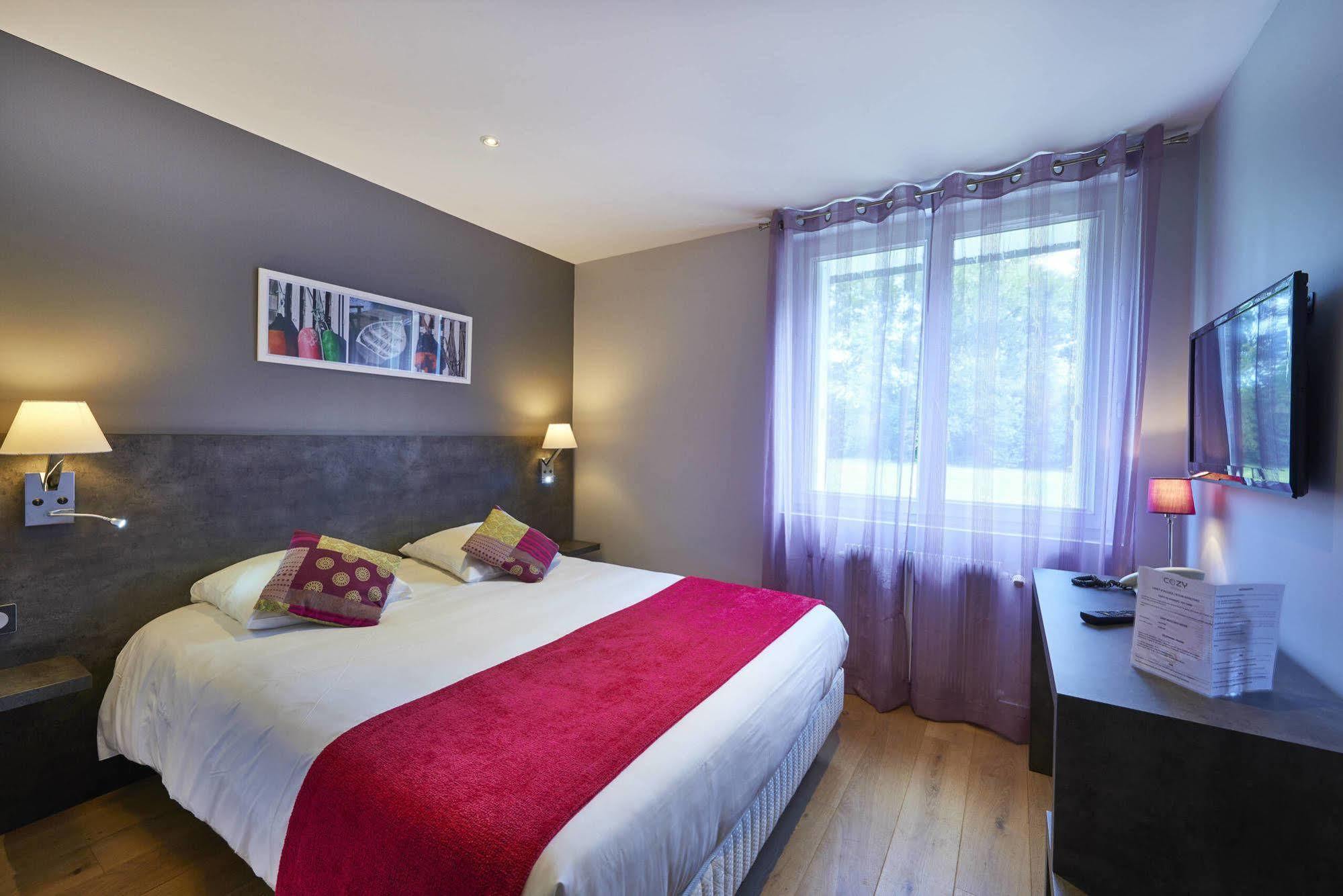 Plouigneau Cozy Hotel Logis Morlaix מראה חיצוני תמונה